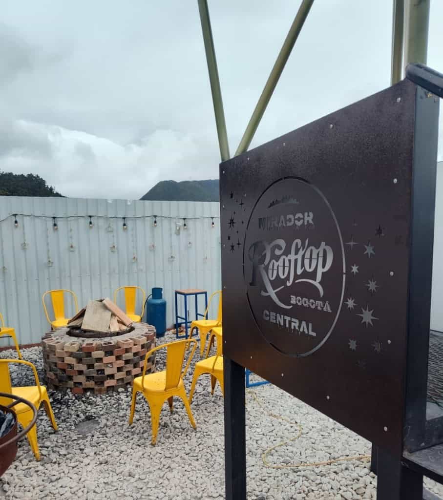 Mirador de la Mano and La Candelaria: A Different Side of Bogotá